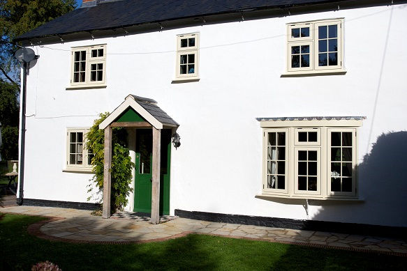 Residence 9 windows in cream